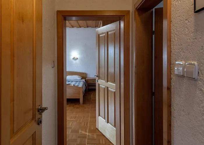 Gostisce Marin Miler 게스트하우스 Prevalje